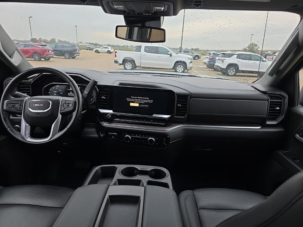 Used 2025 GMC Sierra 1500 SLT image 14