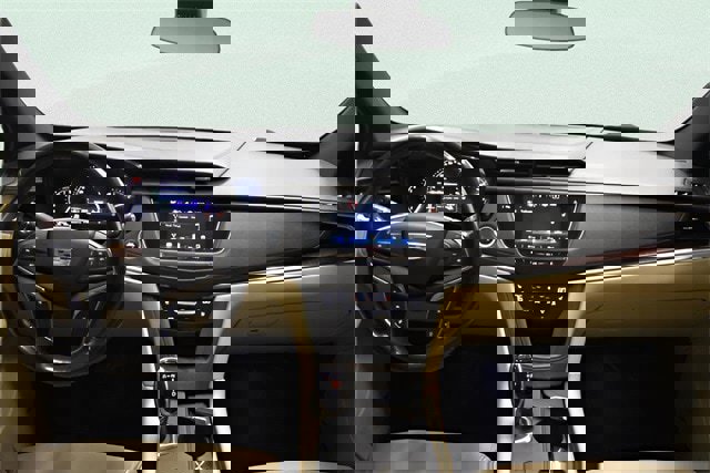 Used 2018 Cadillac XT5 Premium Luxury image 8