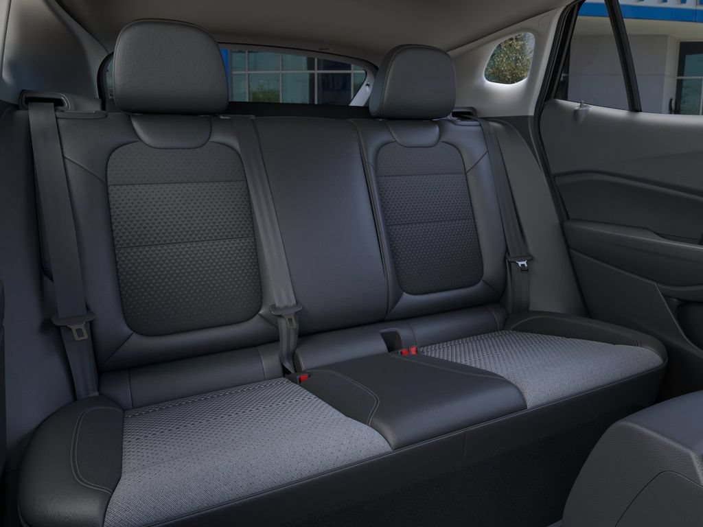 New 2026 Chevrolet Trax LT w/ Driver Confidence Package FWD image 17