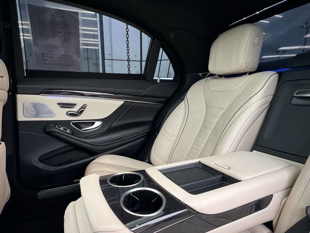 Used 2018 Mercedes-Benz S 560 Sedan image 21