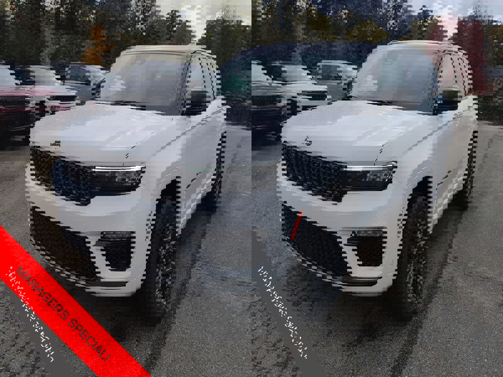 New 2025 Jeep Grand Cherokee Summit image 4