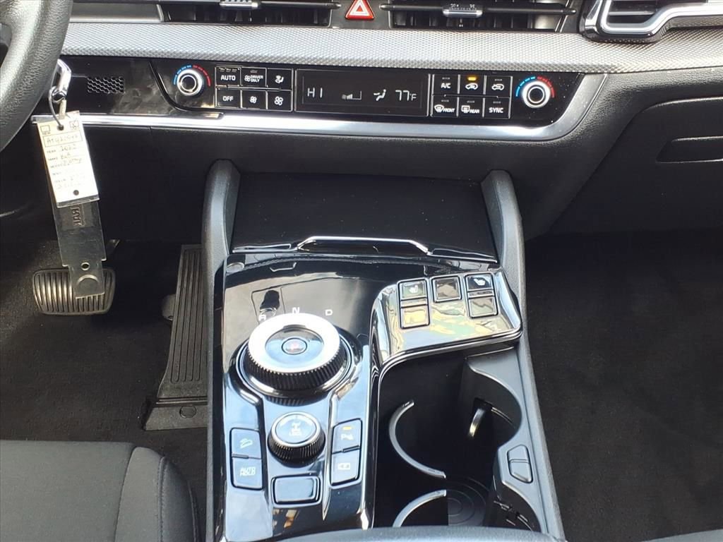 Used 2023 Kia Sportage LX image 21