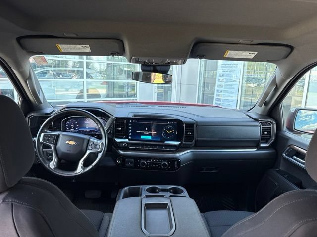 Used 2025 Chevrolet Silverado 1500 LT AWD/4WD image 25