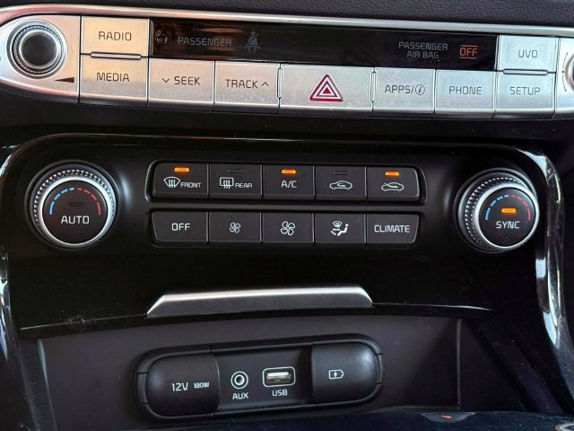 Used 2019 Kia Stinger AWD/4WD image 27