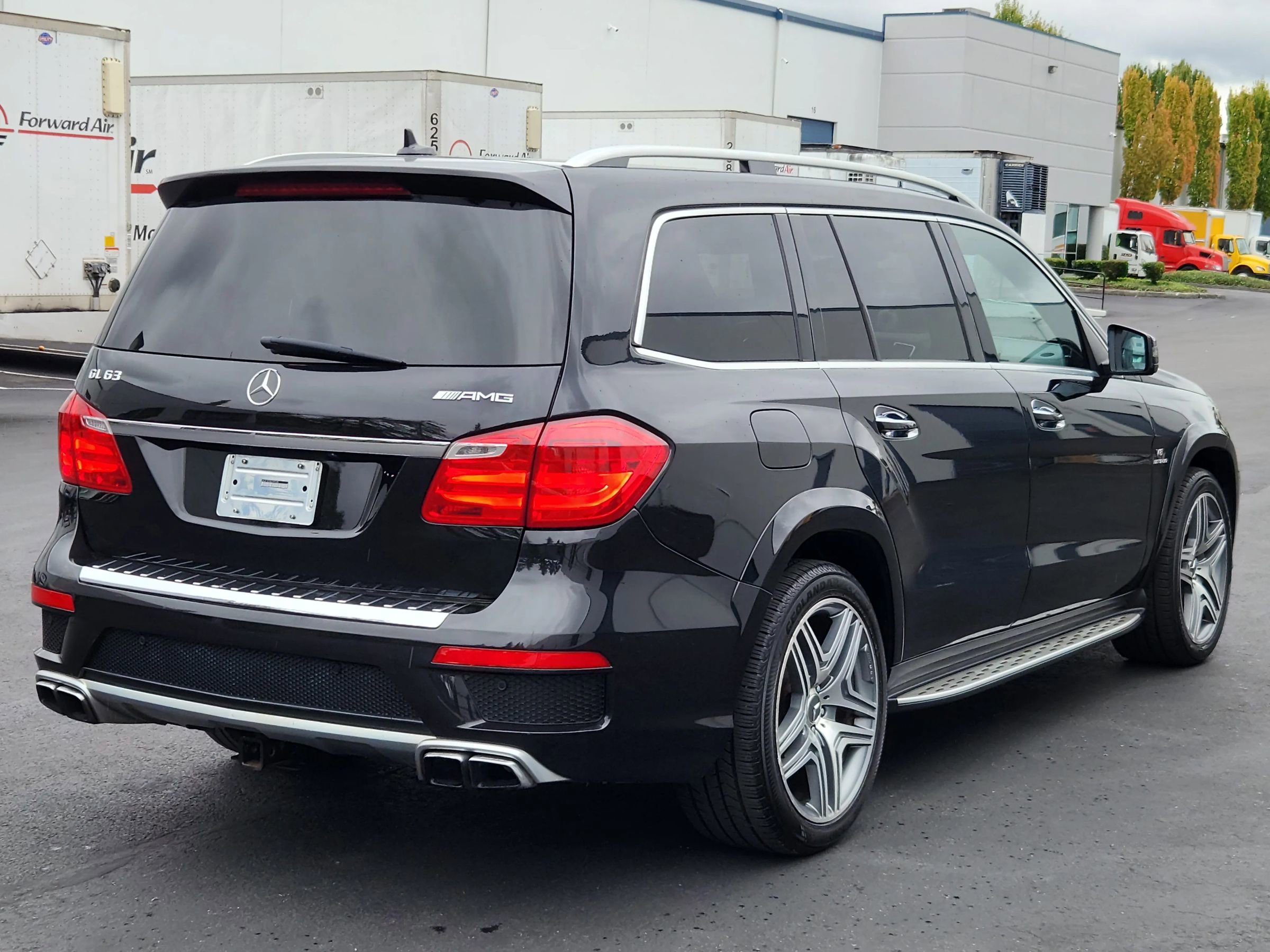 Used 2014 Mercedes-Benz GL 63 AMG 4MATIC w/ Accessory Chrome Package image 4