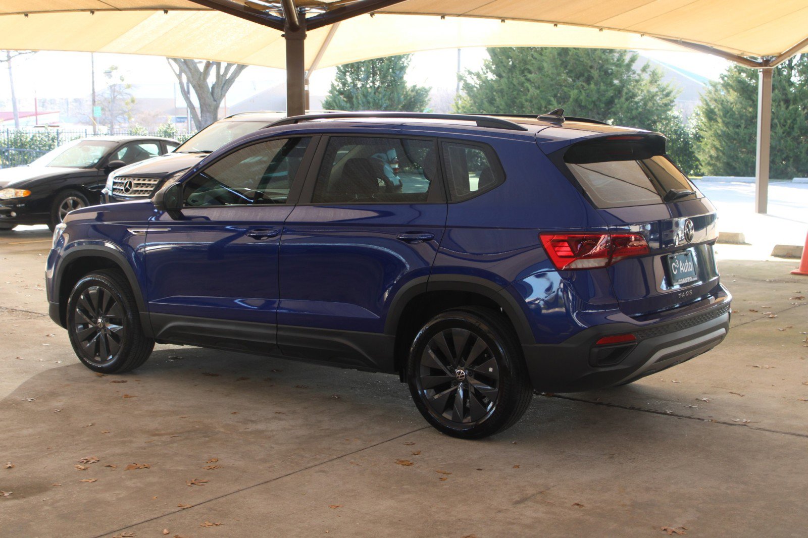 Used 2023 Volkswagen Taos S image 8