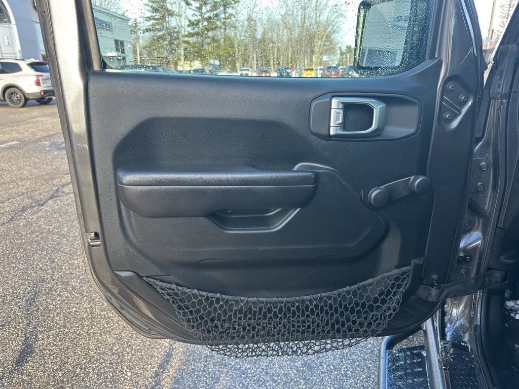 Used 2018 Jeep Wrangler Unlimited Sport image 15