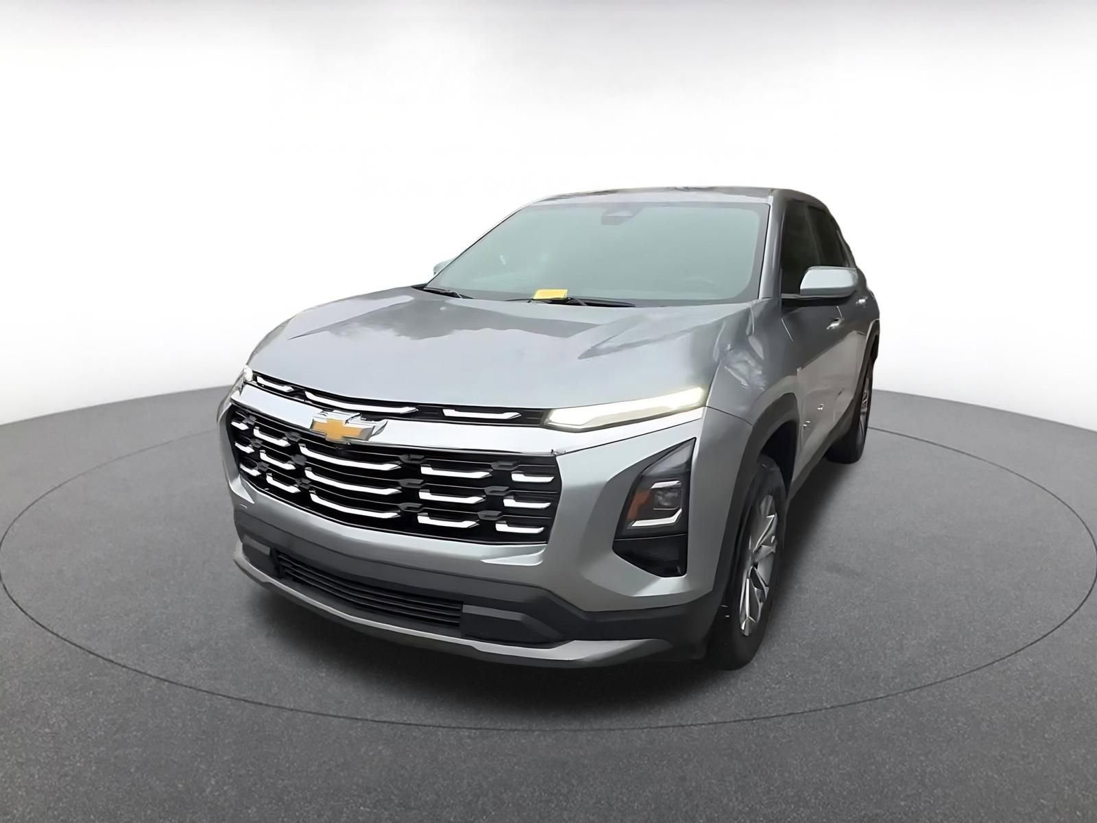 Used 2025 Chevrolet Equinox LT image 7