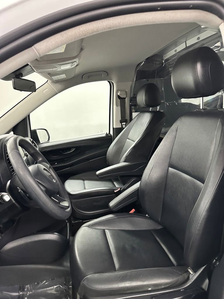 Used 2021 Mercedes-Benz Metris image 12
