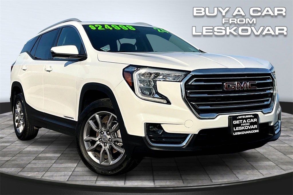 Used 2024 GMC Terrain SLT