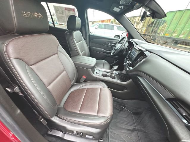 Used 2023 Chevrolet Traverse High Country w/ LPO, Floor Liner Package AWD/4WD image 29