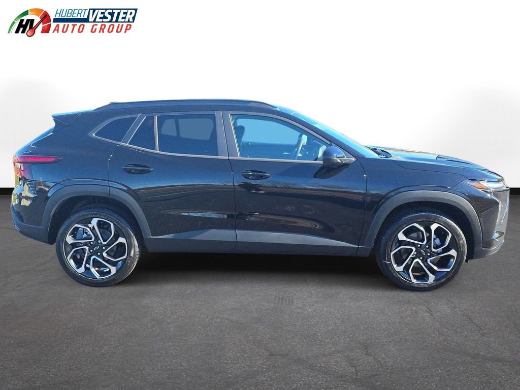 New 2026 Chevrolet Trax RS w/ Driver Confidence Package image 5