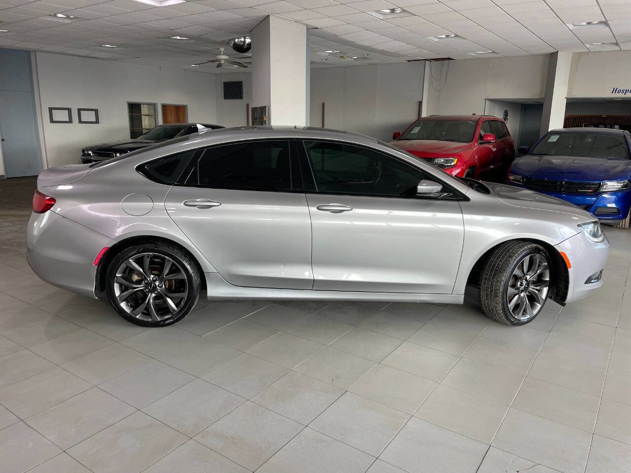 Used 2015 Chrysler 200 S w/ Navigation & Sound Group I image 8