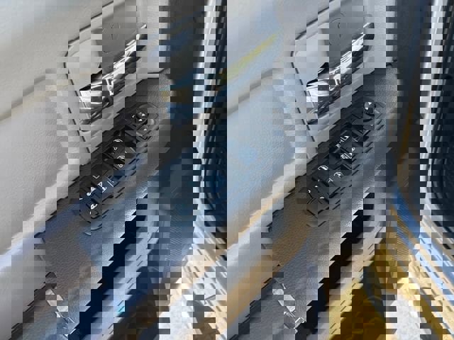 Used 2012 RAM 1500 Big Horn w/ Luxury Group image 11