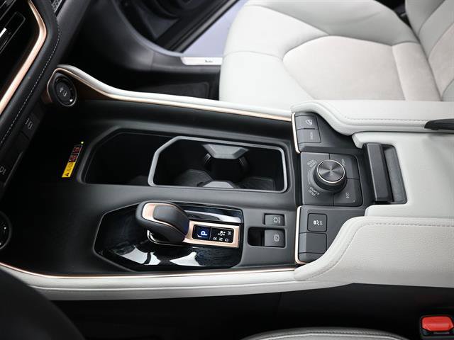 Certified 2026 Toyota Grand Highlander AWD Hybrid image 16