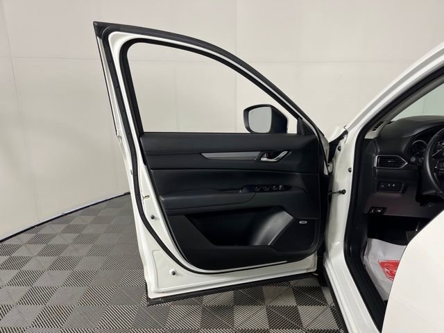 Used 2019 MAZDA CX-5 Touring image 15