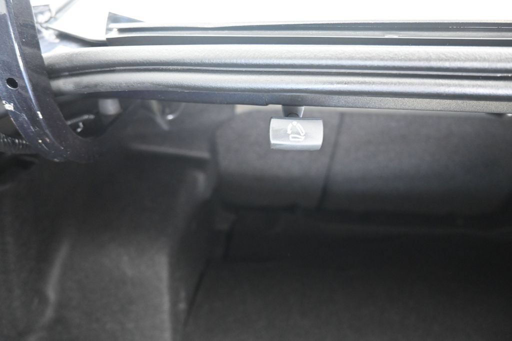 Used 2023 Chevrolet Malibu LT FWD image 41