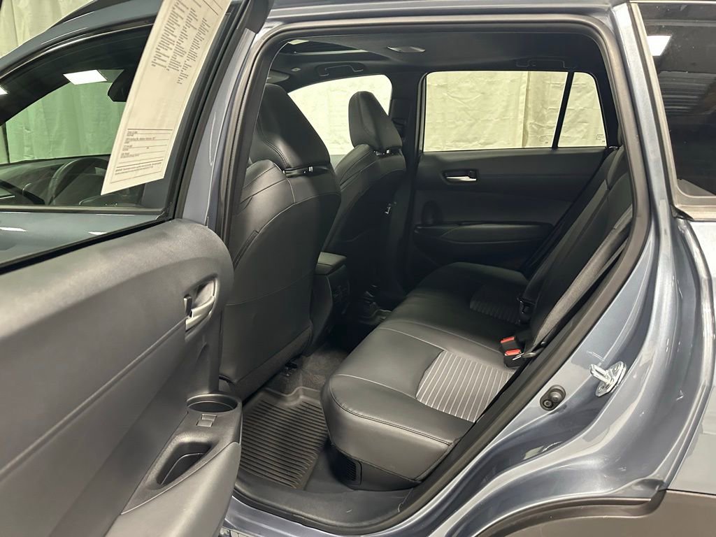 Used 2025 Toyota Corolla Cross XSE image 44