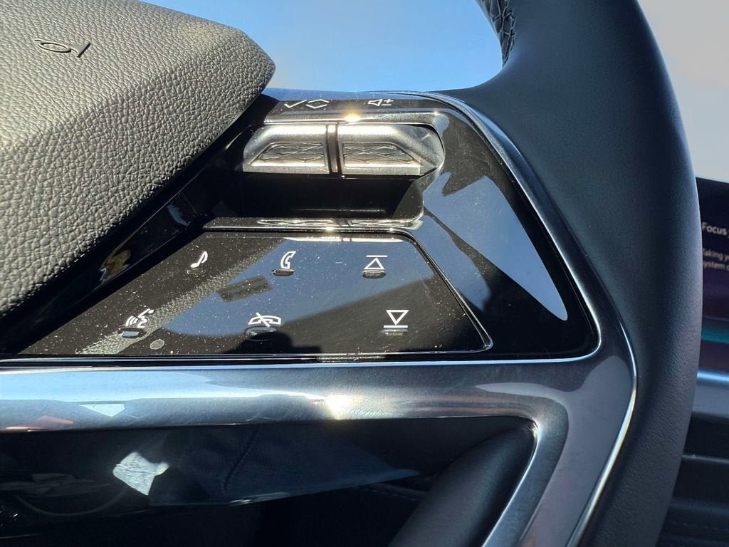 New 2025 Cadillac Escalade IQ Luxury 1 AWD/4WD image 15