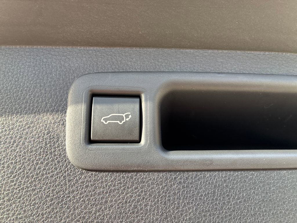 New 2026 Toyota Highlander XLE image 46