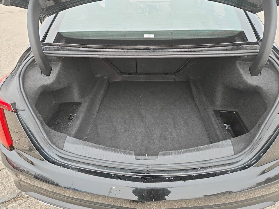 Used 2023 Cadillac CT5 Luxury image 32