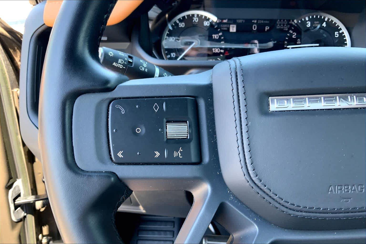 Used 2023 Land Rover Defender 130 X AWD/4WD image 23
