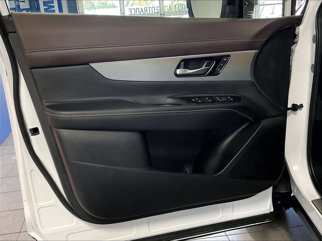 Used 2026 Nissan Murano Platinum w/ Cargo Package AWD/4WD image 9