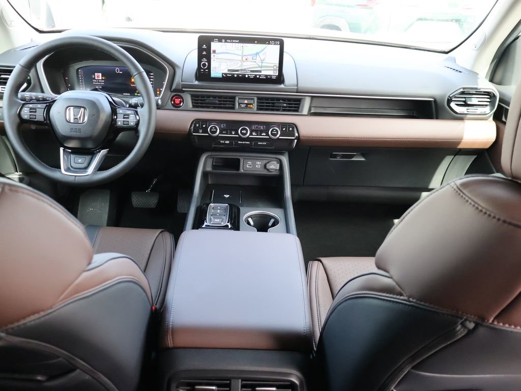 Certified 2025 Honda Pilot Elite image 14