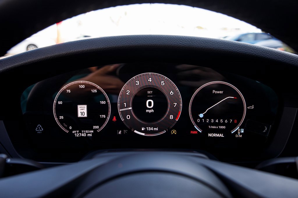 Used 2025 Porsche 911 Carrera image 15