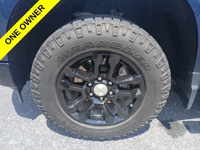 Used 2023 Chevrolet Silverado 1500 W/T w/ WT Value Package AWD/4WD image 2
