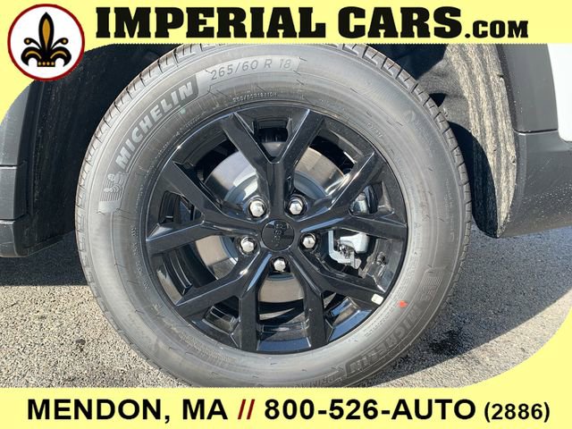 New 2025 Jeep Grand Cherokee L Altitude image 8