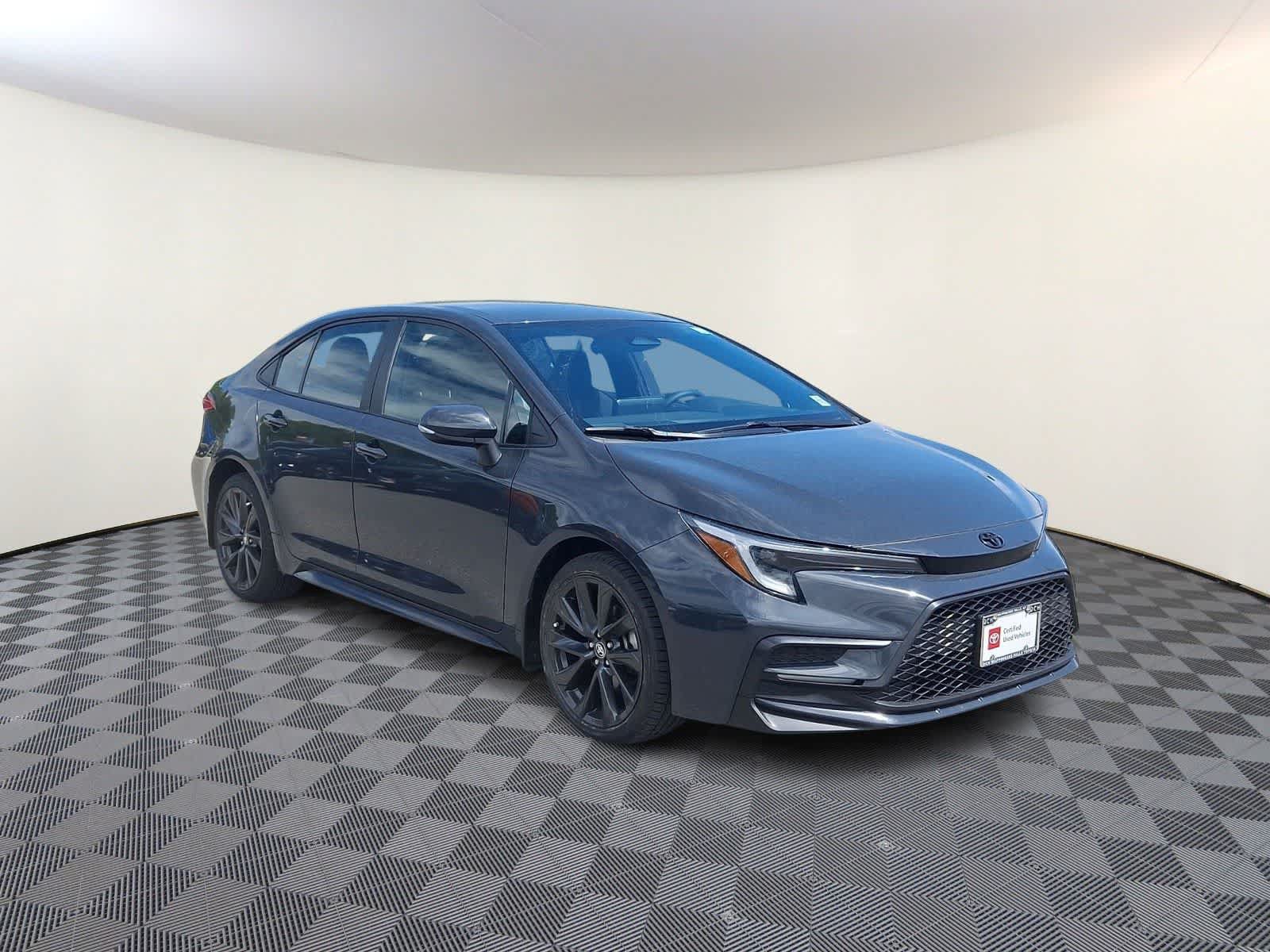 Certified 2023 Toyota Corolla SE w/ Carpet Mat Package (TMS) FWD image 5