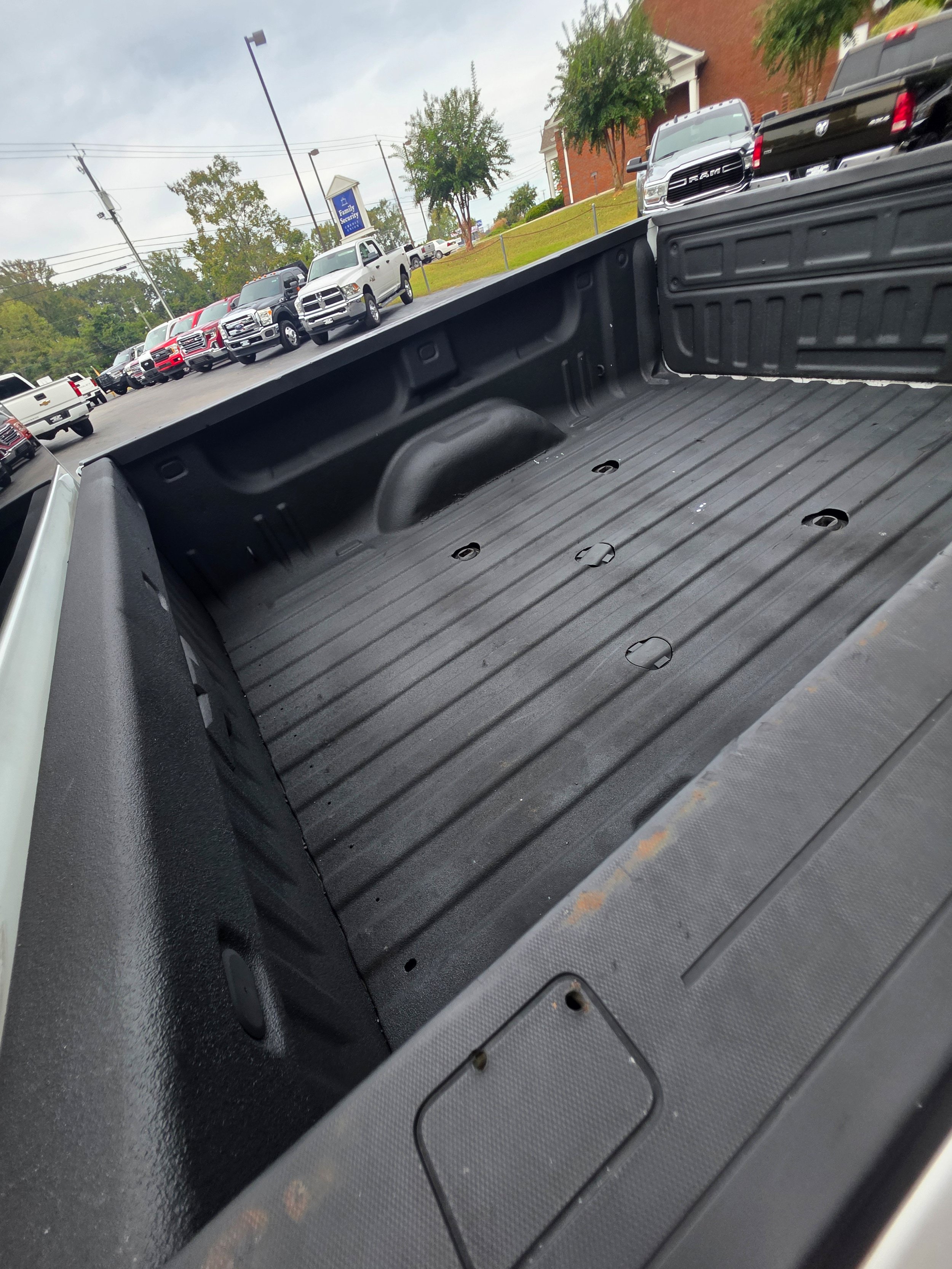 Used 2019 Chevrolet Silverado 3500 W/T AWD/4WD image 27