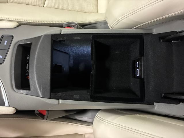 Certified 2023 Cadillac XT6 Premium Luxury w/ Technology Package FWD image 27