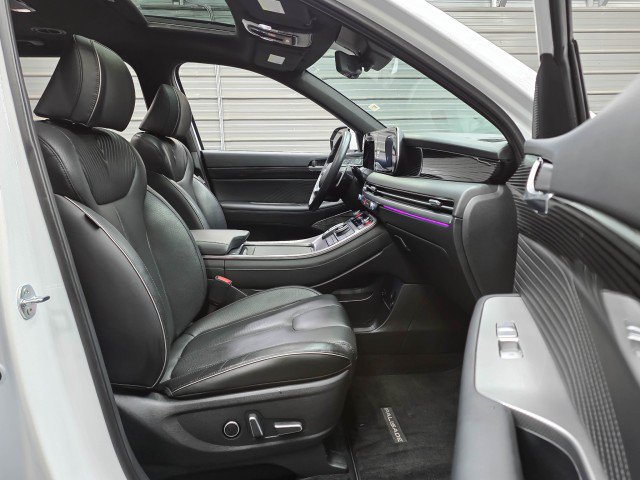 Used 2024 Hyundai Palisade Calligraphy FWD image 15