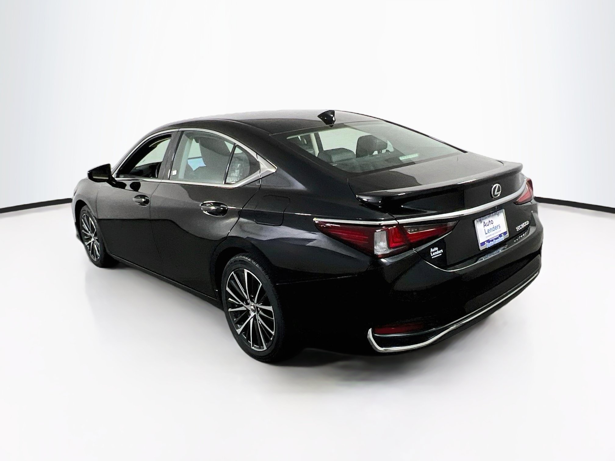 Used 2024 Lexus ES 300h w/ Premium Package FWD image 7