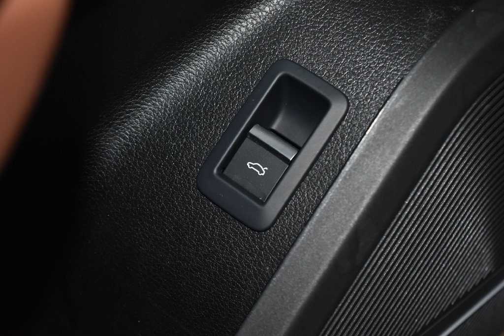 Used 2024 Audi Q5 2.0T Premium Plus AWD/4WD image 7