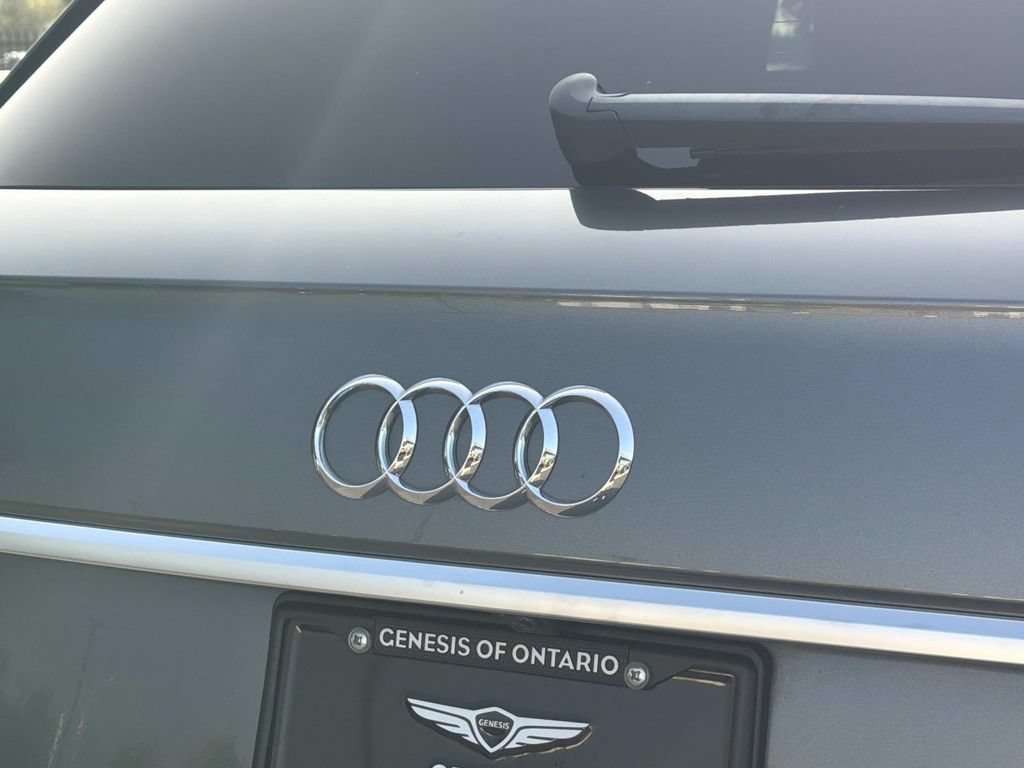 Used 2022 Audi Q5 2.0T Premium Plus w/ Premium Plus Package AWD/4WD image 29