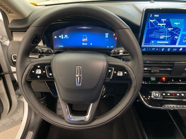 New 2025 Lincoln Corsair AWD image 17
