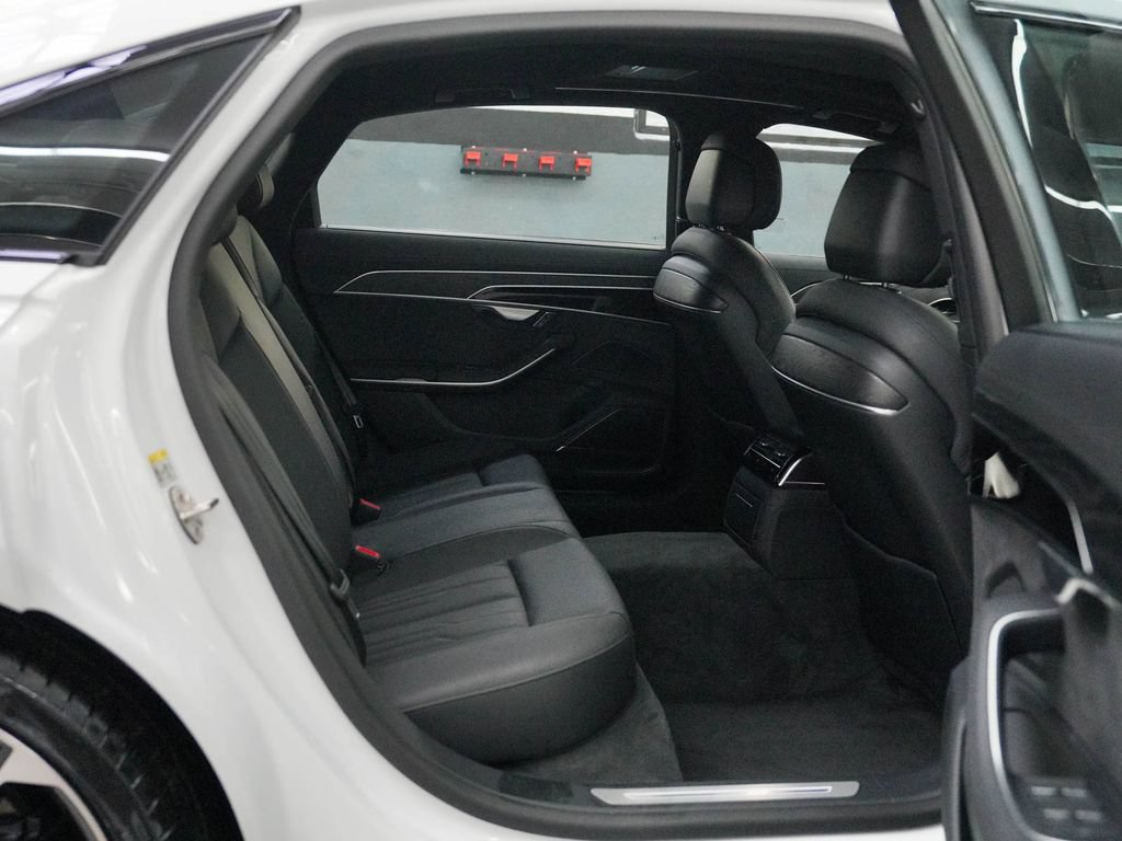 Used 2025 Audi A8 L 3.0T w/ Executive Package AWD/4WD image 34