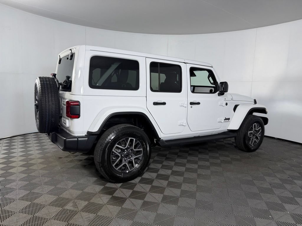 Certified 2026 Jeep Wrangler Unlimited Sahara AWD/4WD image 6