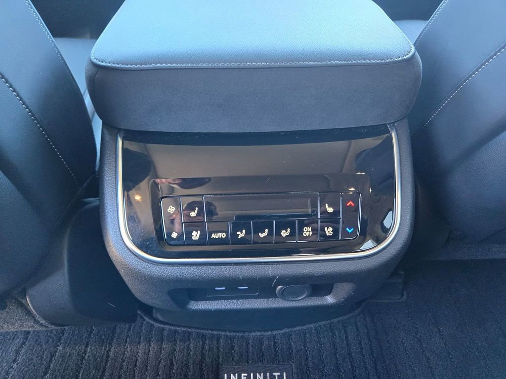 Certified 2025 INFINITI QX80 Sensory image 10