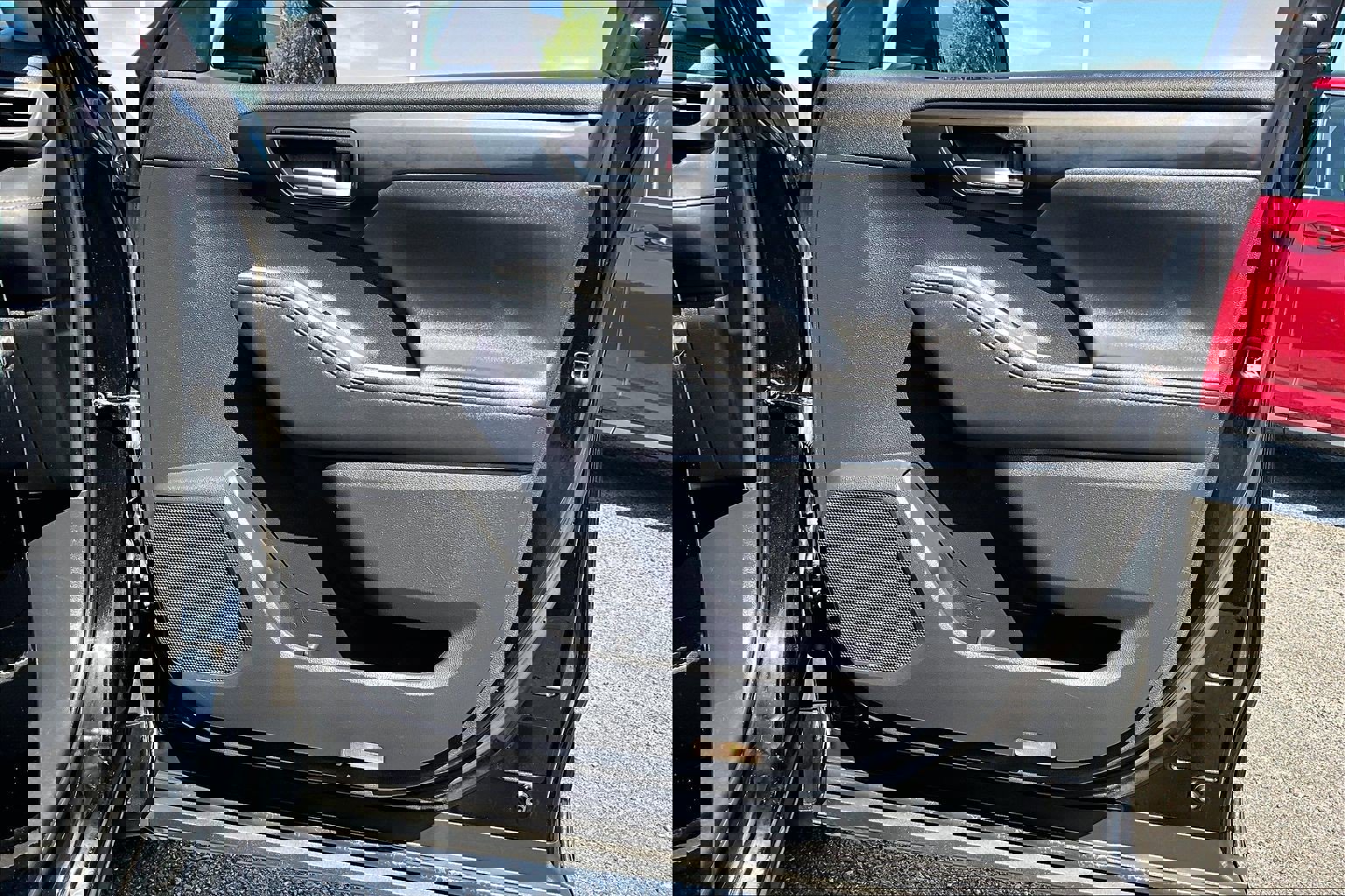 Used 2021 Toyota Highlander XLE image 23