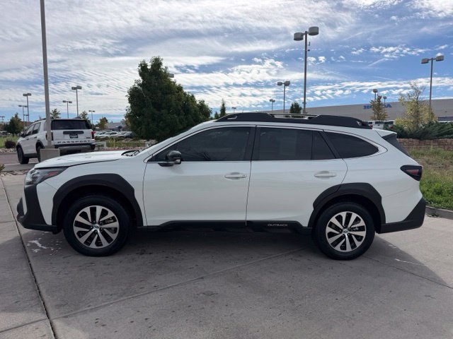 Used 2024 Subaru Outback Premium AWD/4WD image 5