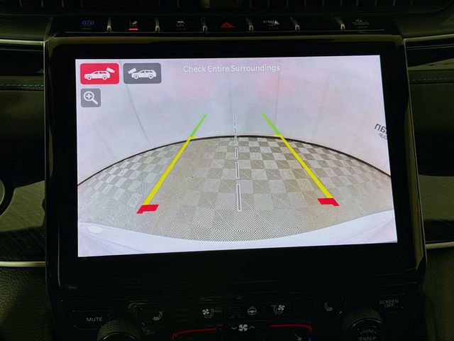 Used 2024 Jeep Grand Cherokee Trailhawk image 14