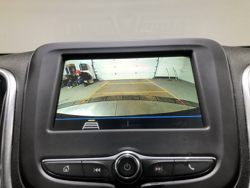 Used 2019 Chevrolet Equinox LS w/ LS Convenience Package image 26