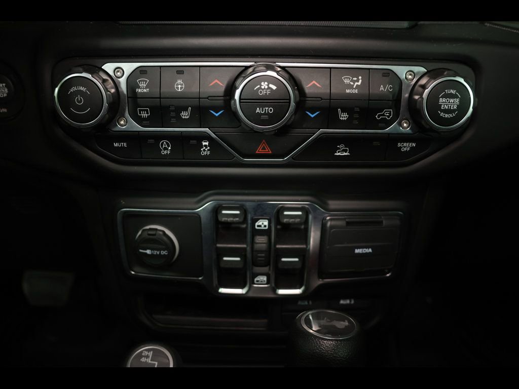 Used 2021 Jeep Wrangler Unlimited Sport AWD/4WD image 22