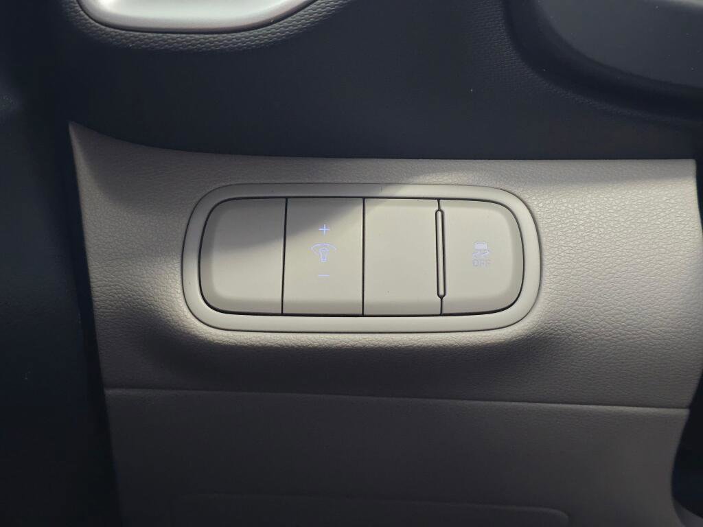 New 2026 Hyundai Venue SEL image 24