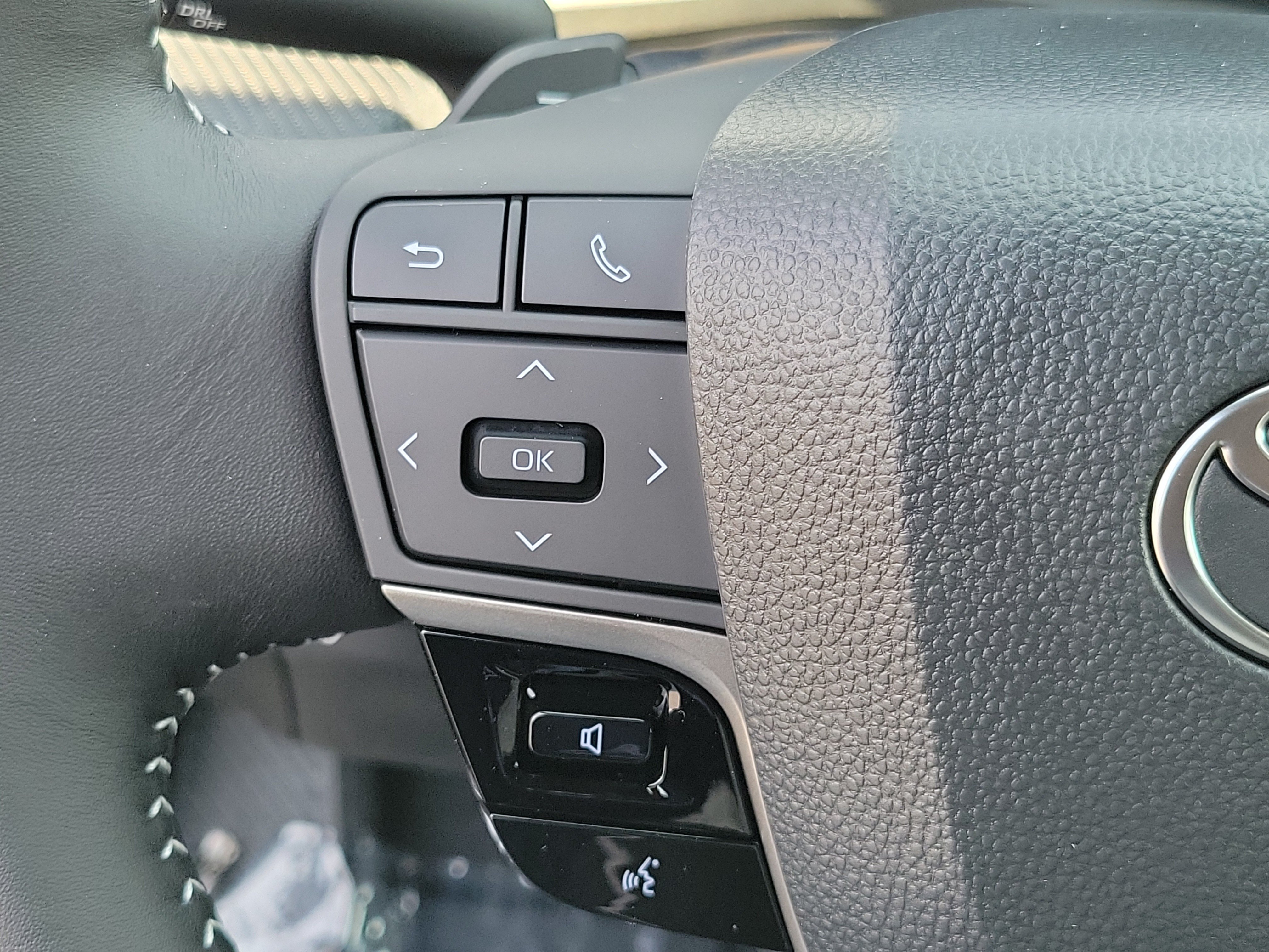 New 2026 Toyota Camry SE AWD/4WD image 24