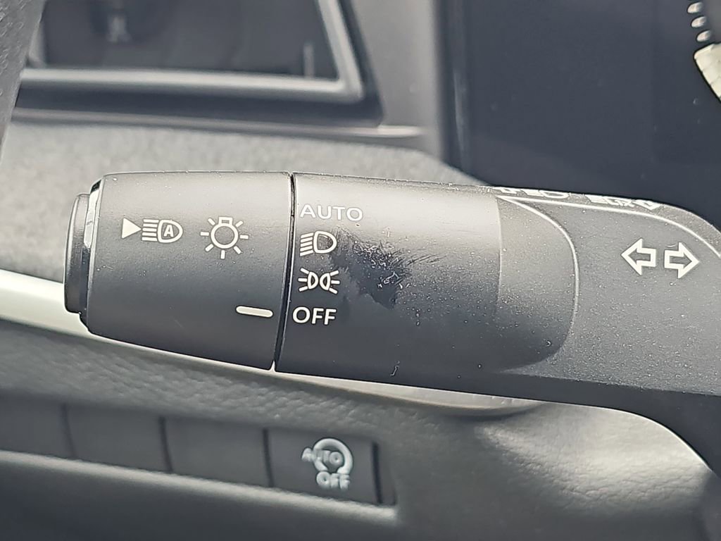 New 2026 Nissan Kicks SV w/ SV Premium Package FWD image 29